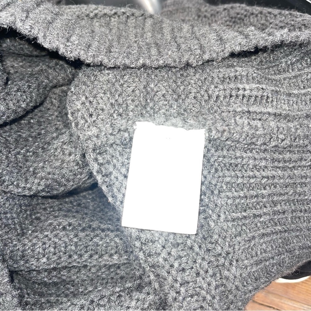 Elodie Charcoal Knit Sweater Medium - Picture 7 of 7